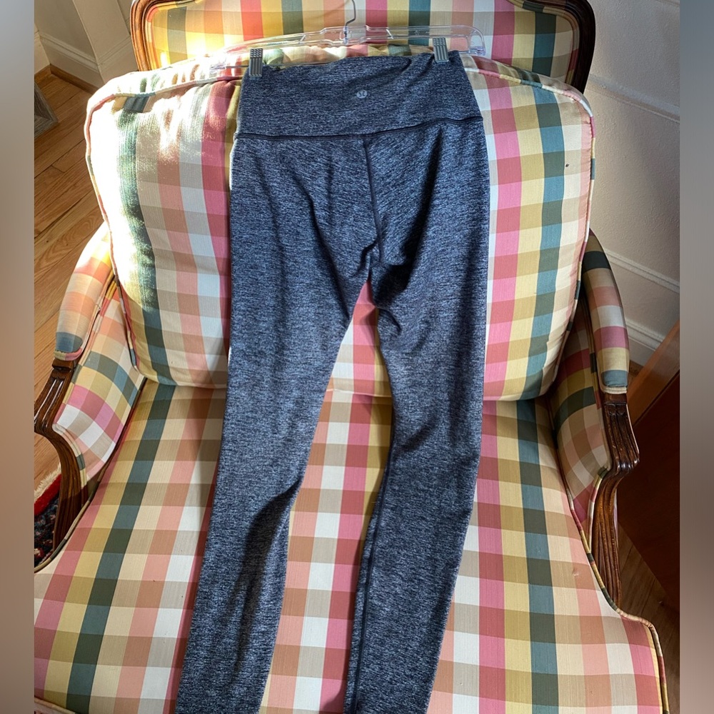 Gray lululemon leggings